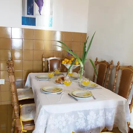 Casa de Férias Holiday Home Primosten *