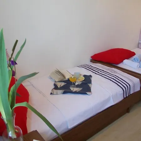 Holiday Home Primosten בית נופש