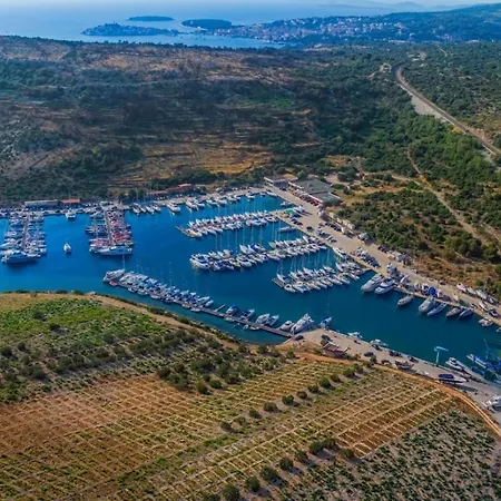 Casa de Férias Holiday Home Primosten Primošten